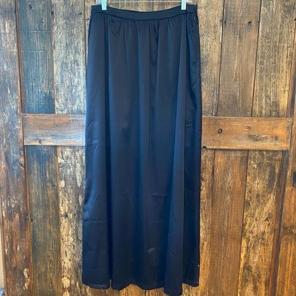 Pim + Larkin Sz M Navy Blue Satin Evening Wedding Long Maxi Flowy Skirt - Picture 2 of 10